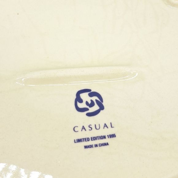 ‎Vintage Musical Jewelry Box - Picture 3 of 7